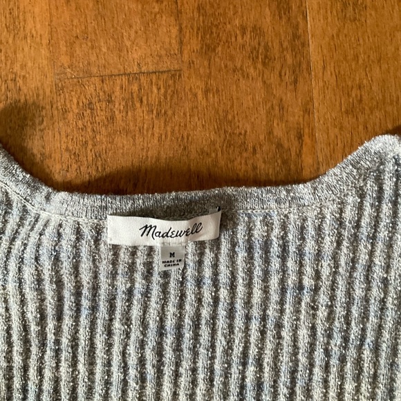 Madewell Shaw Button-Front Sweater Tee size Medium, in Marled Rain - Picture 4 of 4